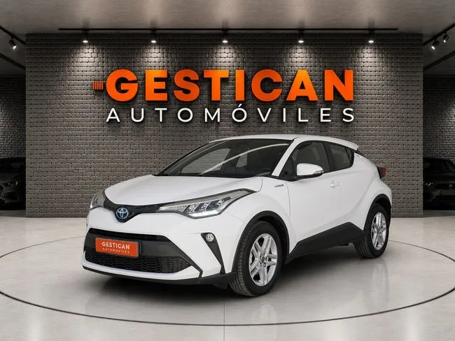 Toyota C-HR 2022 en 4 islas · CEC