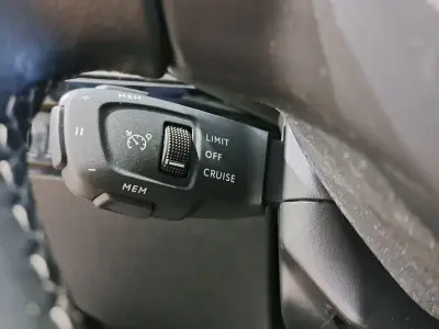 Peugeot 508 2021 · foto 16
