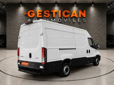 Iveco Daily 2022 · foto 3