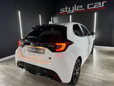 Toyota Yaris 2022 · foto 4