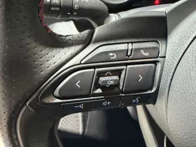 Toyota Yaris 2022 · foto 8
