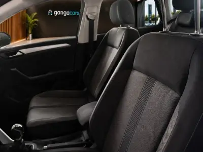 Volkswagen T-Roc 2023 · foto 11