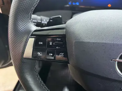 Opel Astra 2022 · foto 16