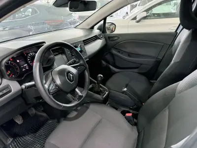 Renault Clio 2023 · foto 9