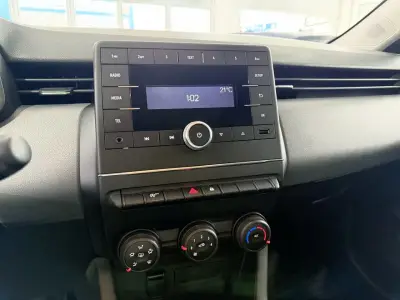 Renault Clio 2023 · foto 17