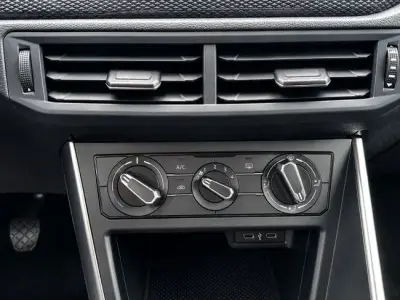Volkswagen Taigo 2023 · foto 16