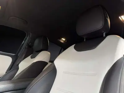 Mercedes-Benz GLA 2021 · foto 16
