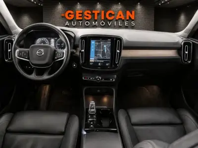 Volvo XC40 2021 · foto 6