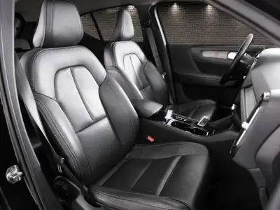 Volvo XC40 2021 · foto 9