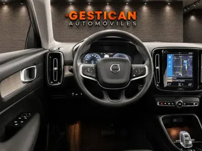 Volvo XC40 2021 · foto 7