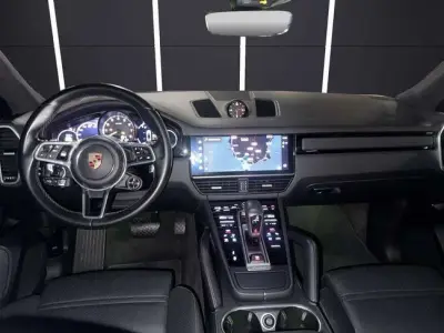 Porsche Cayenne Coupe 2023 · foto 9