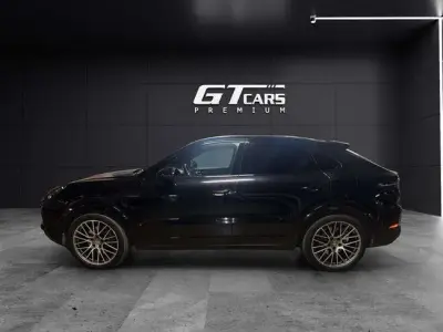 Porsche Cayenne Coupe 2023 · foto 2