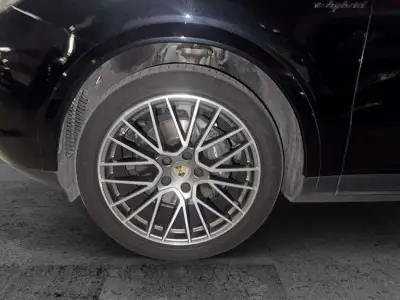 Porsche Cayenne Coupe 2023 · foto 7