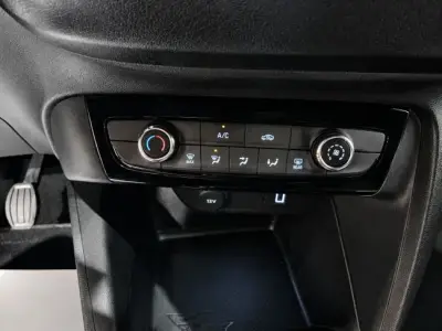 Opel Corsa 2025 · foto 12