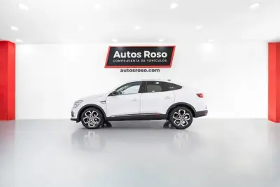 Renault Arkana 2023 · foto 2
