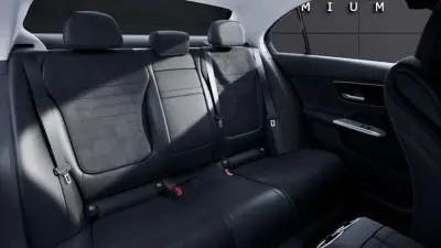 Mercedes-Benz Clase C 2022 · foto 8