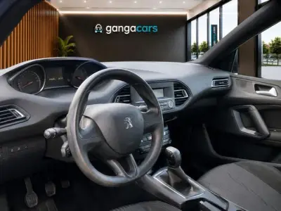 Peugeot 308 2017 · foto 8