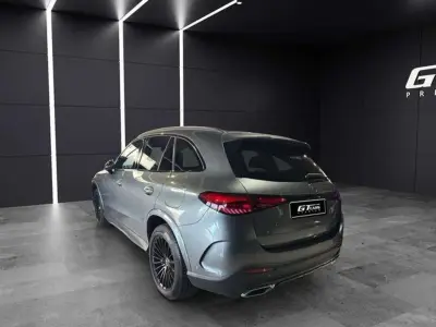 Mercedes-Benz GLC 2022 · foto 3