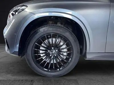 Mercedes-Benz GLC 2022 · foto 4