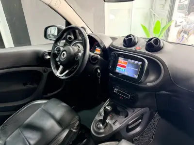Smart fortwo 2018 · foto 10