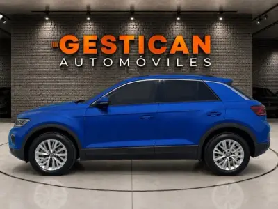 Volkswagen T-Roc 2023 · foto 4