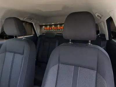 Volkswagen T-Roc 2023 · foto 10