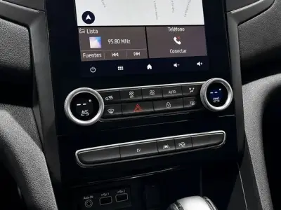 Renault Megane 2022 · foto 13