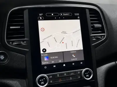 Renault Megane 2022 · foto 12