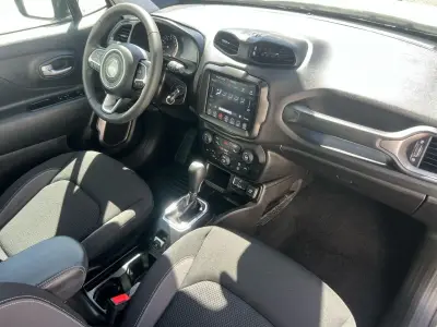 Jeep Renegade 2023 · foto 10