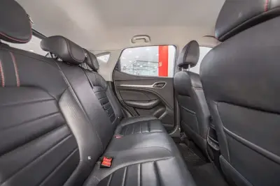 MG ZS 2023 · foto 7