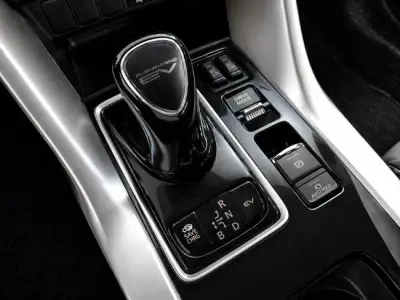 Mitsubishi Eclipse Cross 2024 · foto 13