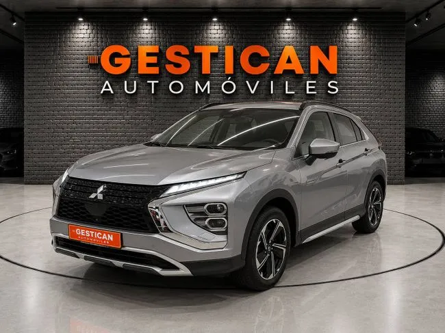 Mitsubishi Eclipse Cross 2024 en 4 islas · CEC