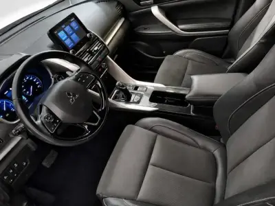 Mitsubishi Eclipse Cross 2024 · foto 10