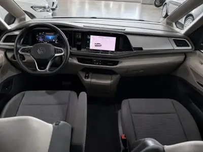 Volkswagen Multivan 2022 · foto 13