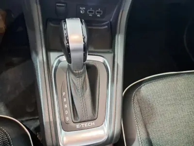 Renault Captur 2022 · foto 17