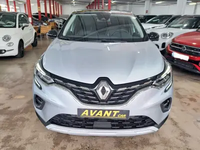 Renault Captur 2022 · foto 2