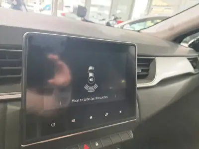 Renault Captur 2022 · foto 19