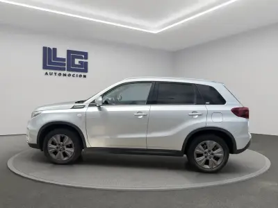 Suzuki Vitara 2023 · foto 10