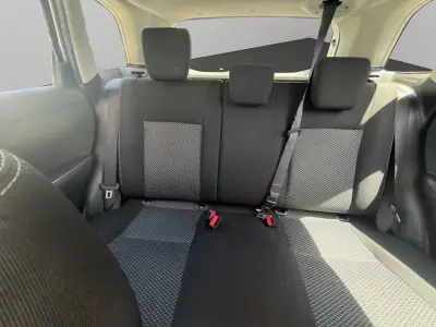 Suzuki Vitara 2023 · foto 14