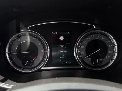 Suzuki Vitara 2023 · foto 13