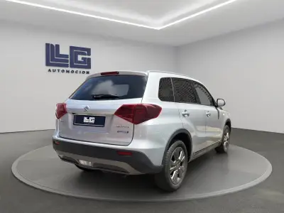 Suzuki Vitara 2023 · foto 7