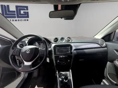 Suzuki Vitara 2023 · foto 19