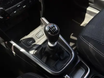 Suzuki Vitara 2023 · foto 12