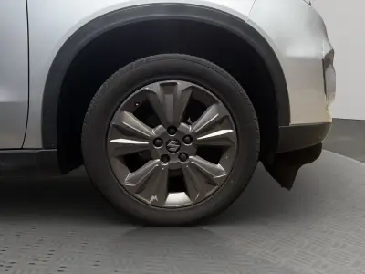 Suzuki Vitara 2023 · foto 9