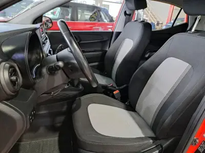 Hyundai i10 2020 · foto 12
