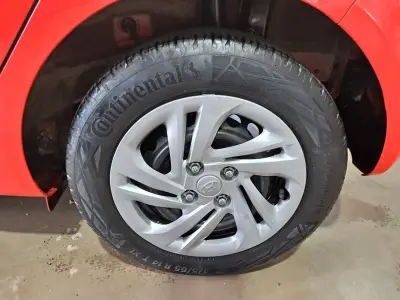 Hyundai i10 2020 · foto 10