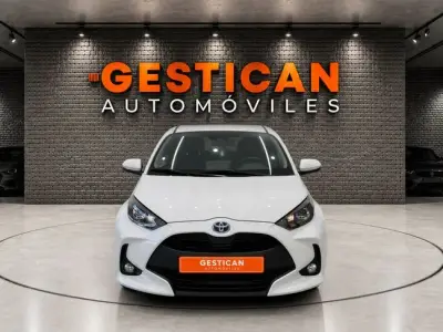 Toyota Yaris 2023 · foto 3