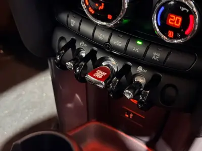 MINI Cooper 2020 · foto 10