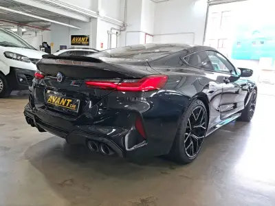BMW M8 2022 · foto 6