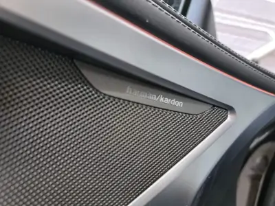 BMW M8 2022 · foto 18